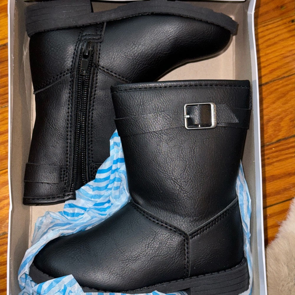 Carters toddler size 8